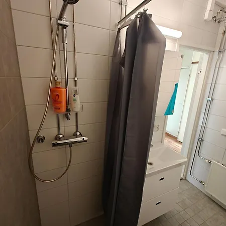 Apartment Artist In Authentic