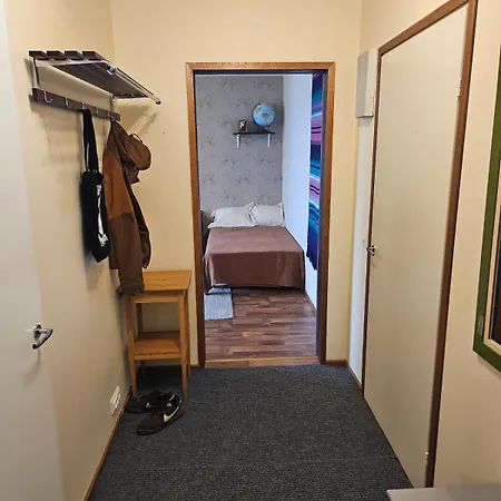 Apartment Artist In Authentic *